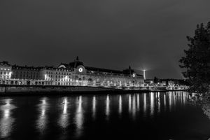 Quai de Seine de nuit
